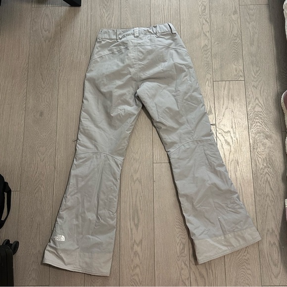 THE NORTH FACE SNOW PANTS - Picture 2 of 5